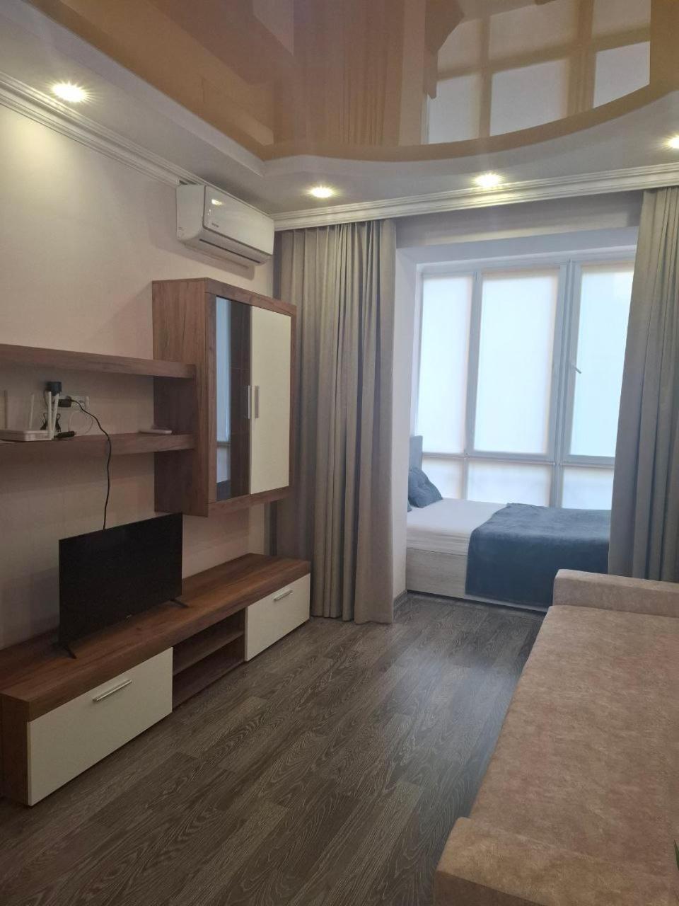 Atlant Luxury Family Apart Поряд З Тц Депот, Безконтактне Заселення 切尔诺夫策 外观 照片